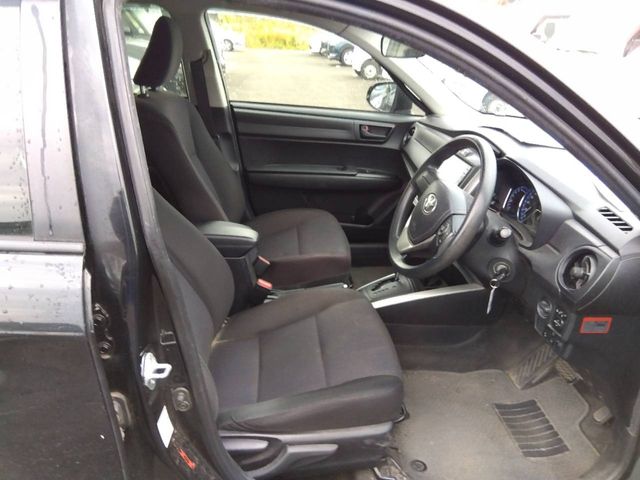 TOYOTA COROLLA FIELDER HYBRID 2018