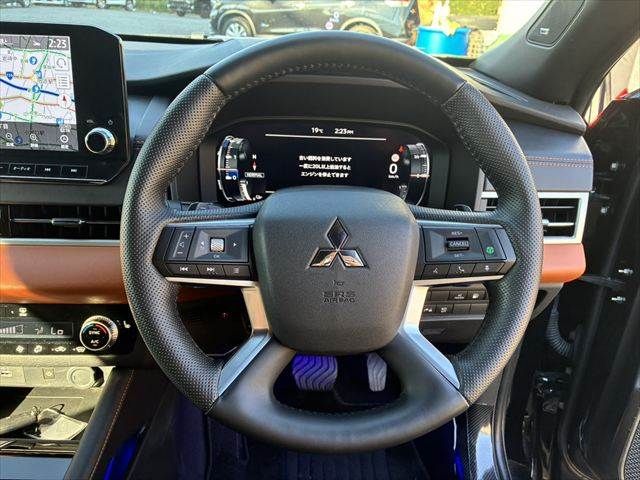 MITSUBISHI OUTLANDER PHEV 2022