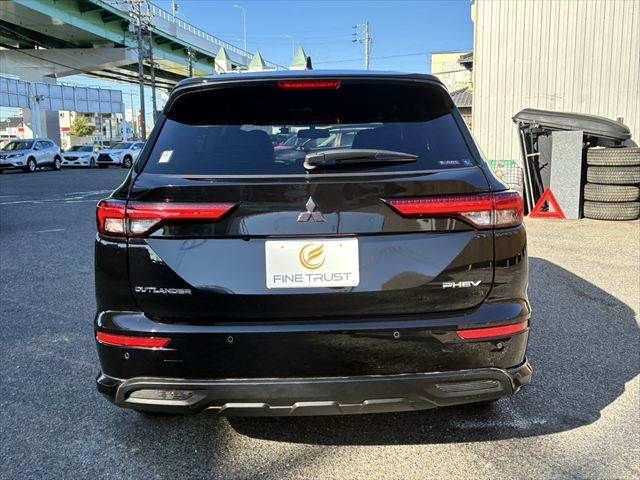 MITSUBISHI OUTLANDER PHEV 2022