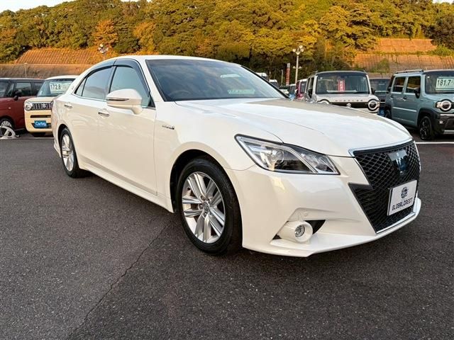 TOYOTA CROWN sedan hybrid 2014
