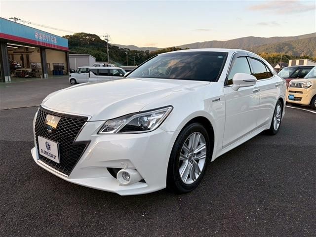 TOYOTA CROWN sedan hybrid 2014
