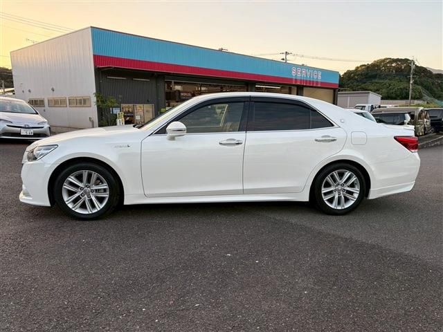 TOYOTA CROWN sedan hybrid 2014
