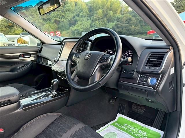 TOYOTA CROWN sedan hybrid 2014