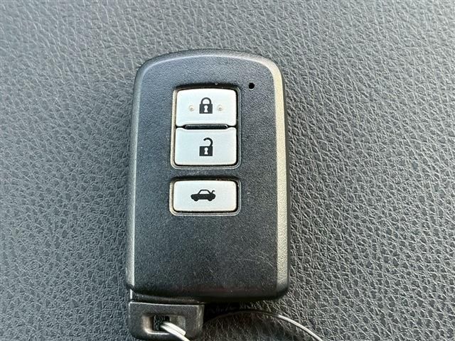 TOYOTA CROWN sedan hybrid 2014