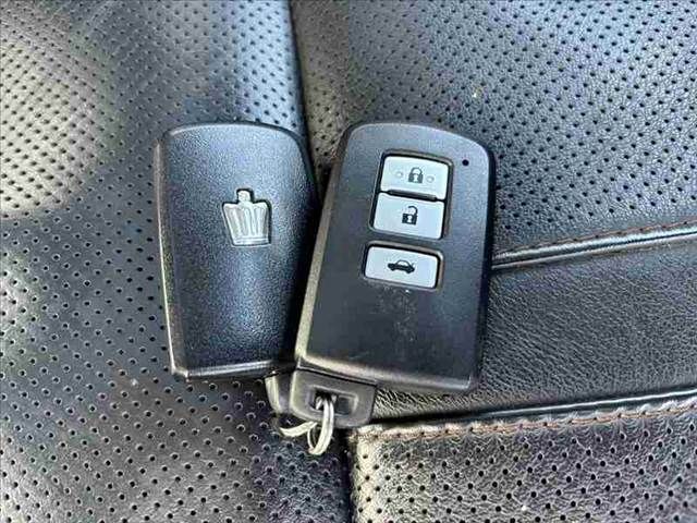 TOYOTA CROWN sedan hybrid 2014