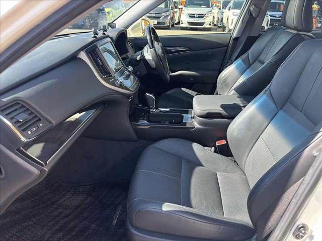 TOYOTA CROWN sedan hybrid 2014