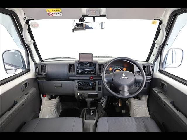 MITSUBISHI MINICAB-MiEV 2021