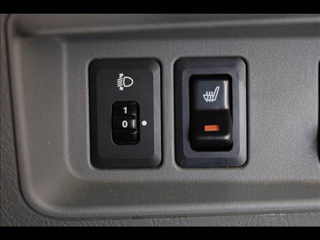 MITSUBISHI MINICAB-MiEV 2021