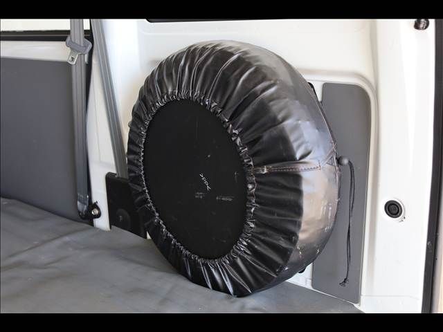 MITSUBISHI MINICAB-MiEV 2021