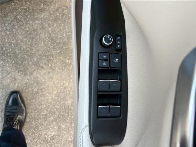 TOYOTA CAMRY HYBRID 2022