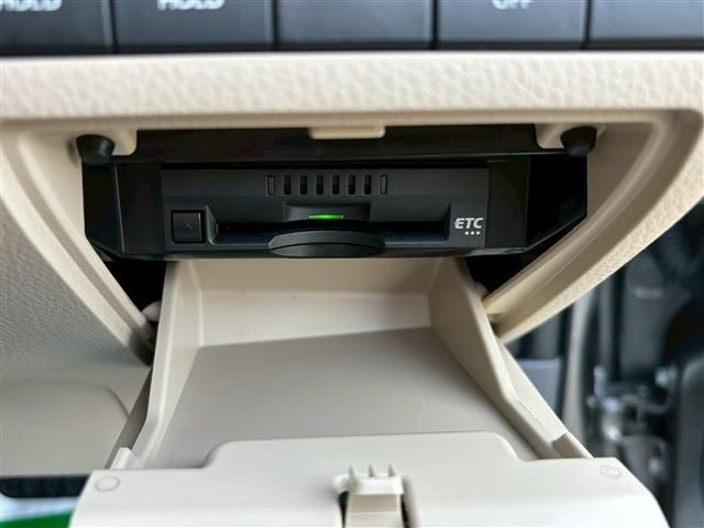 TOYOTA CAMRY HYBRID 2022