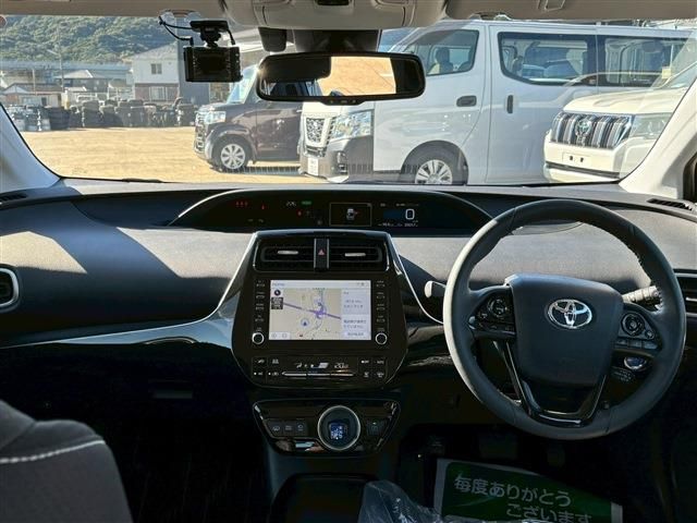 TOYOTA PRIUS PHV 2022