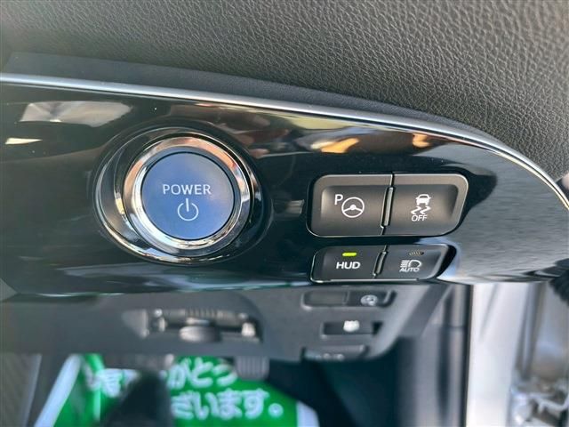 TOYOTA PRIUS PHV 2022