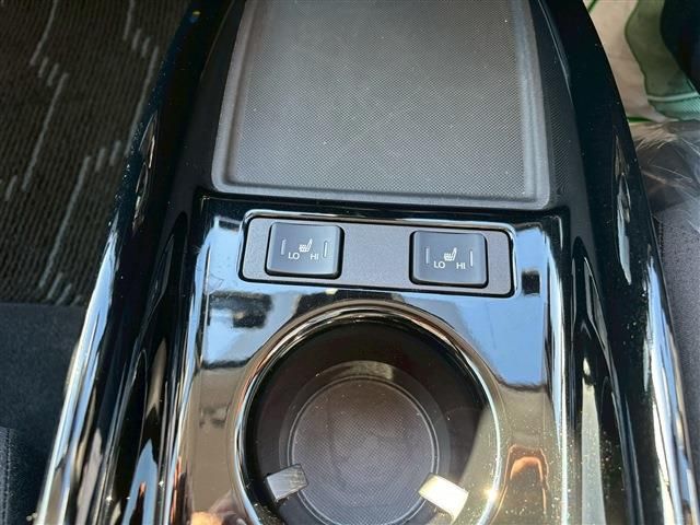 TOYOTA PRIUS PHV 2022