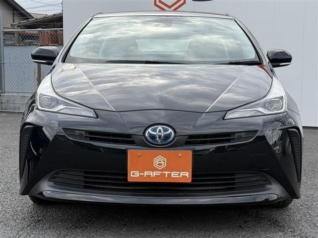 TOYOTA PRIUS 2021
