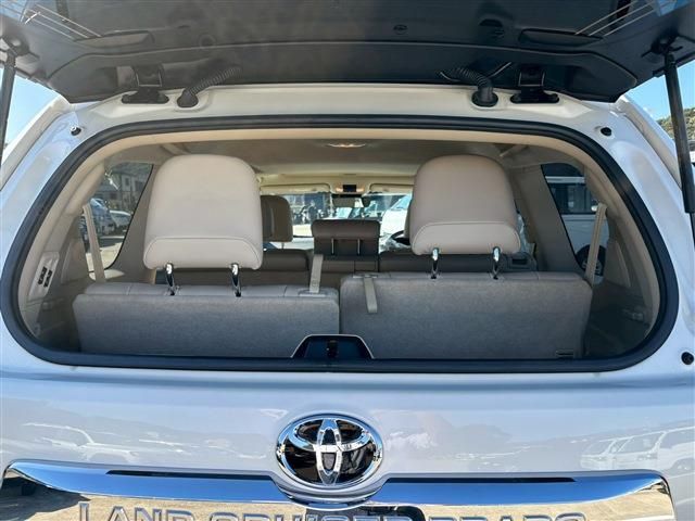 TOYOTA LANDCRUISER PRADO 2023