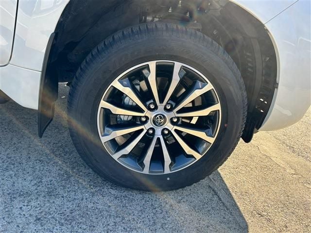 TOYOTA LANDCRUISER PRADO 2023