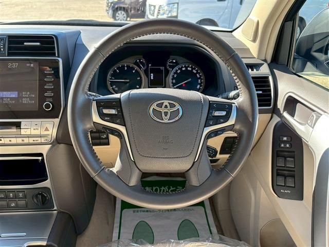 TOYOTA LANDCRUISER PRADO 2023