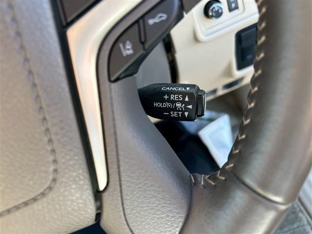 TOYOTA LANDCRUISER PRADO 2023