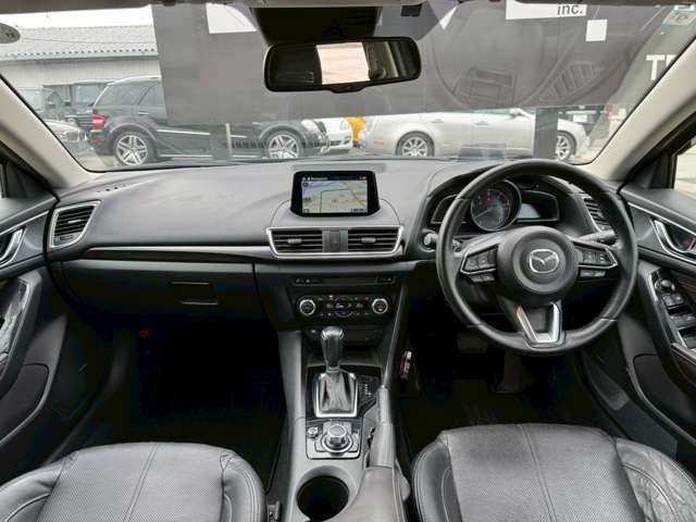 MAZDA AXELA SPORTS 2017