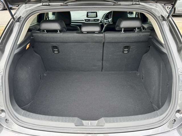 MAZDA AXELA SPORTS 2017