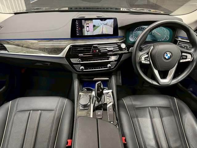 BMW BMW 5series TOURING 2018