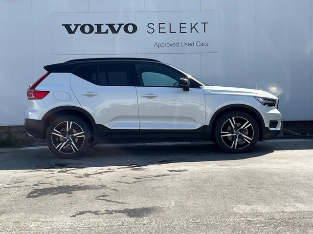 VOLVO VOLVO XC40 2018