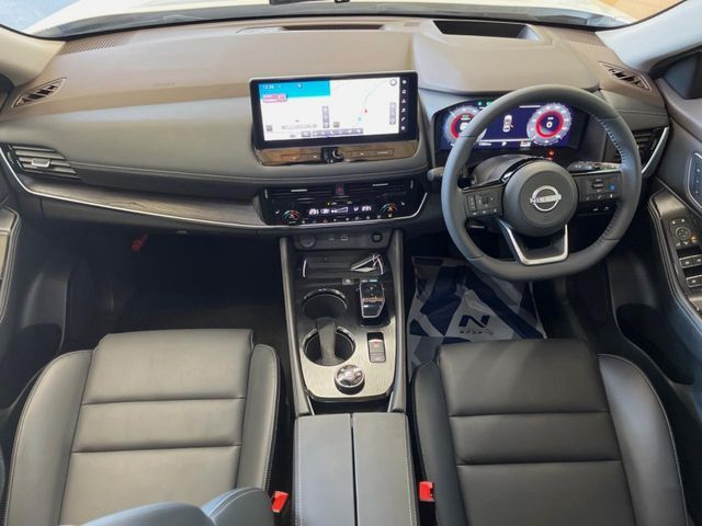 NISSAN X-TRAIL HYBRID 4WD 2023