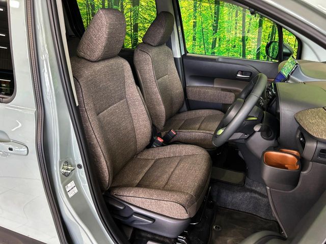 TOYOTA SIENTA HYBRID 2024