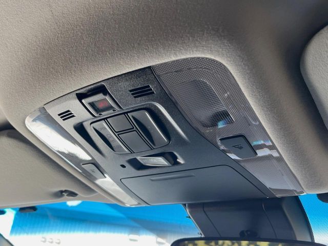 TOYOTA VELLFIRE 2018