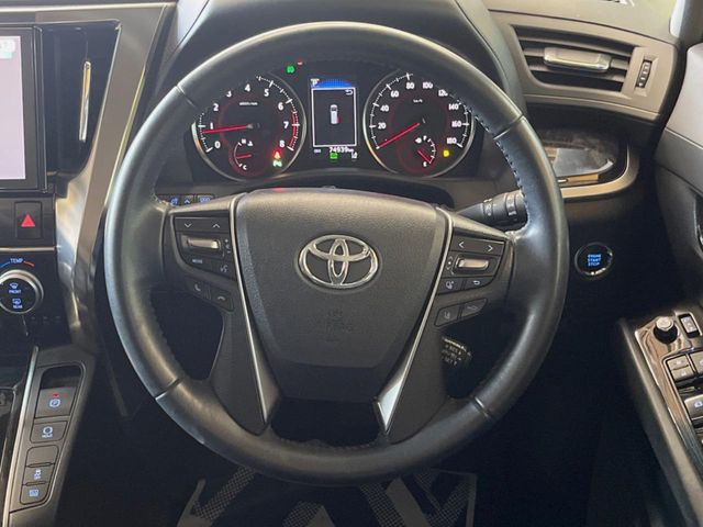 TOYOTA VELLFIRE 2018