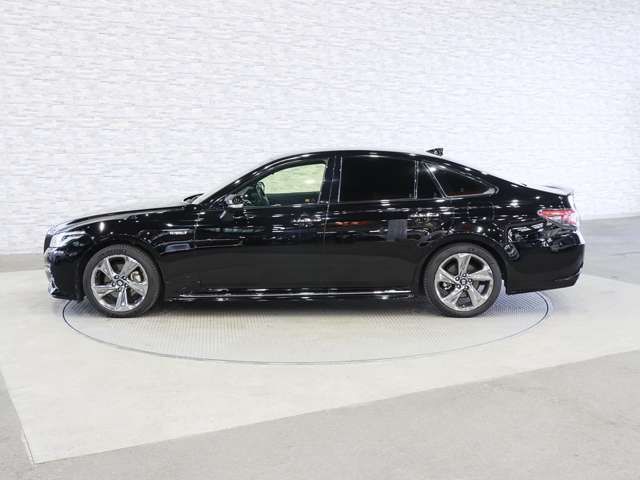 TOYOTA CROWN sedan hybrid 2019