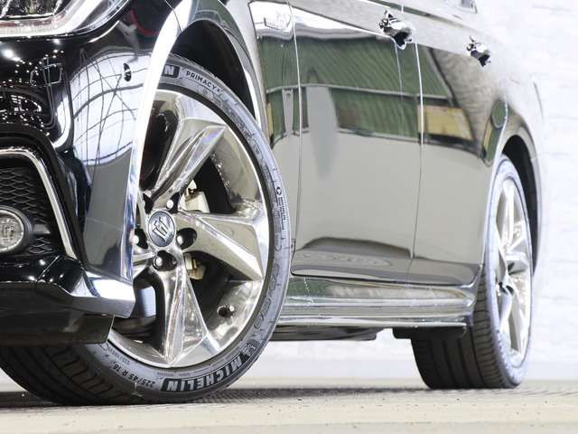 TOYOTA CROWN sedan hybrid 2019