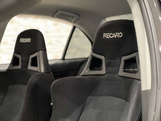 MITSUBISHI LANCER  4WD 2012