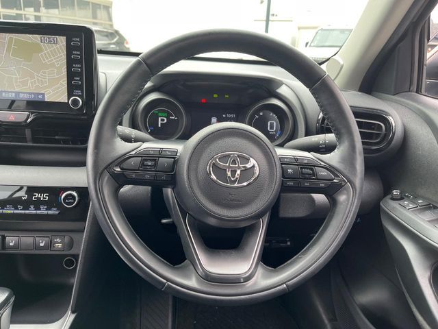 TOYOTA YARIS CROSS HYBRID 2022