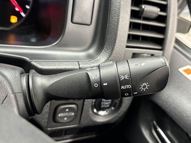 TOYOTA HIACE van 2WD 2020