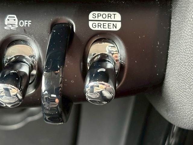 BMW MINI COOPER D 2021