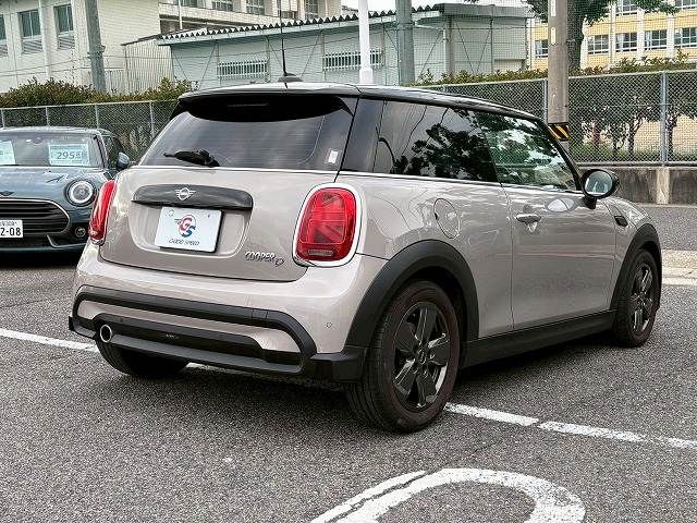 BMW MINI COOPER D 2021