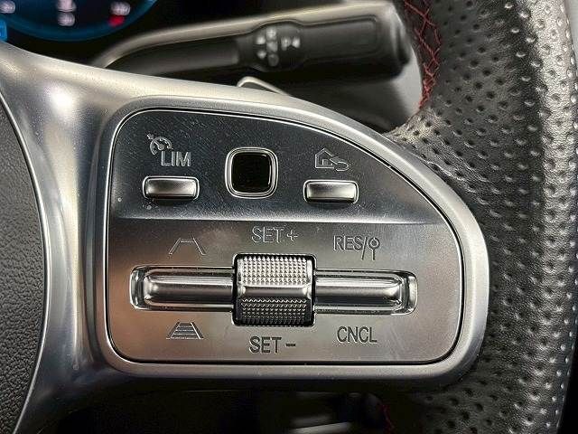 MERCEDES BENZ MERCEDES BENZ GLA class 2020