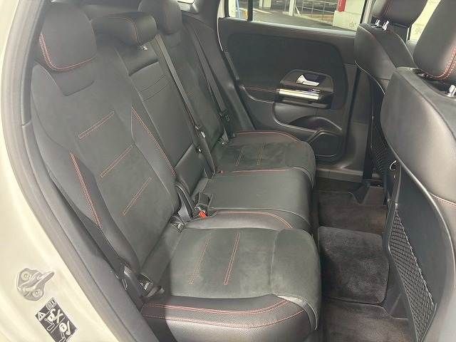 MERCEDES BENZ MERCEDES BENZ GLA class 2020