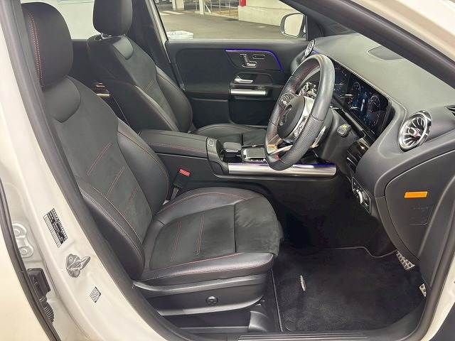 MERCEDES BENZ MERCEDES BENZ GLA class 2020