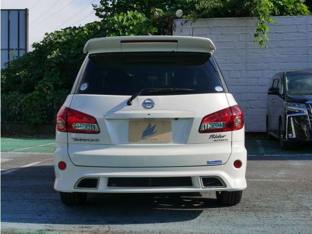 NISSAN WINGROAD 2017