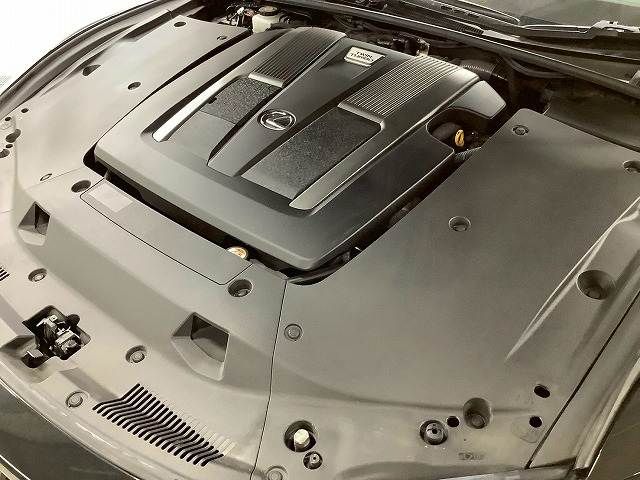 TOYOTA LEXUS LS500 2022