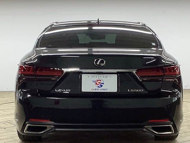 TOYOTA LEXUS LS500 2022