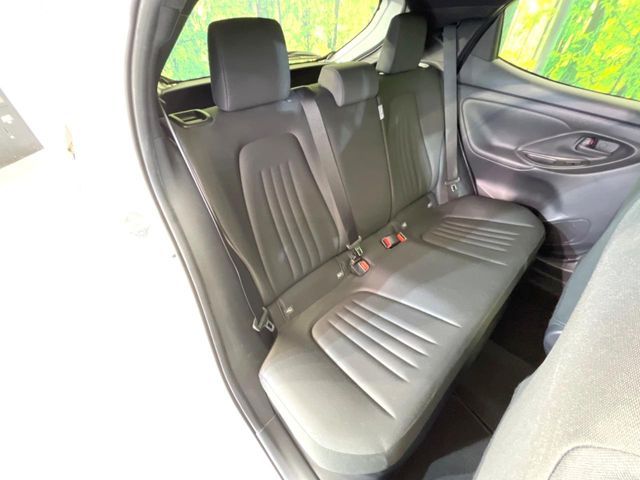 TOYOTA YARIS HYBRID 2022