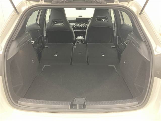 MERCEDES BENZ MERCEDES BENZ A class 2023