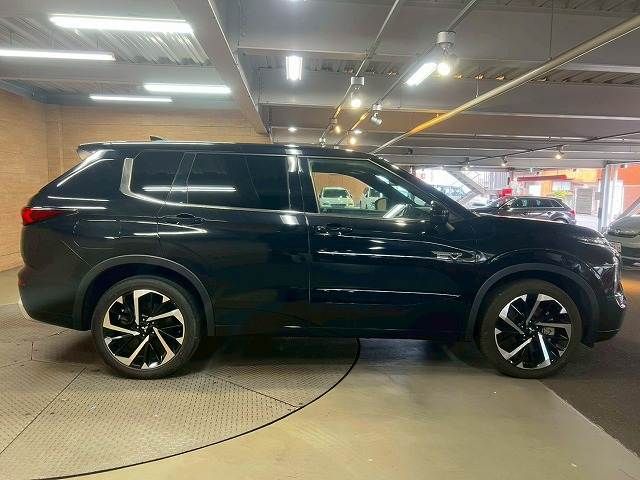 MITSUBISHI OUTLANDER PHEV 2021