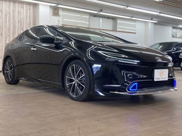 TOYOTA PRIUS 2023