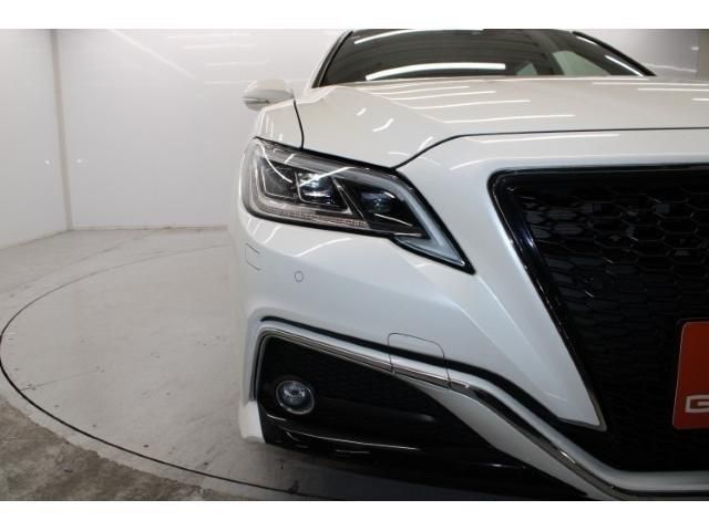 TOYOTA CROWN sedan hybrid 2019