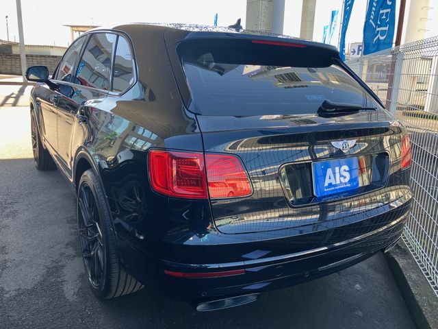 BENTLEY BENTLEY Bentayga 2016